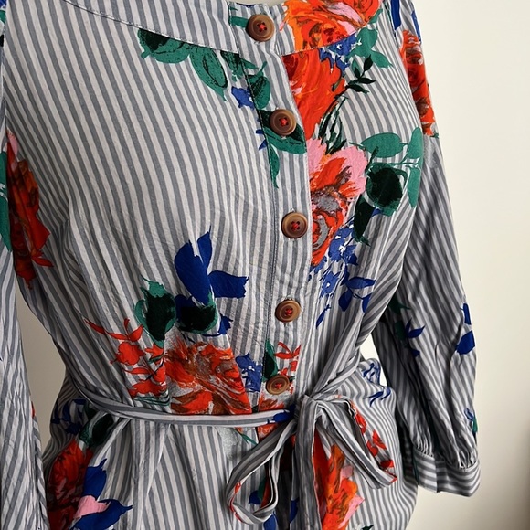 MAUVE by Anthropologie Lilorne Floral Buttondown size xs - Picture 8 of 13